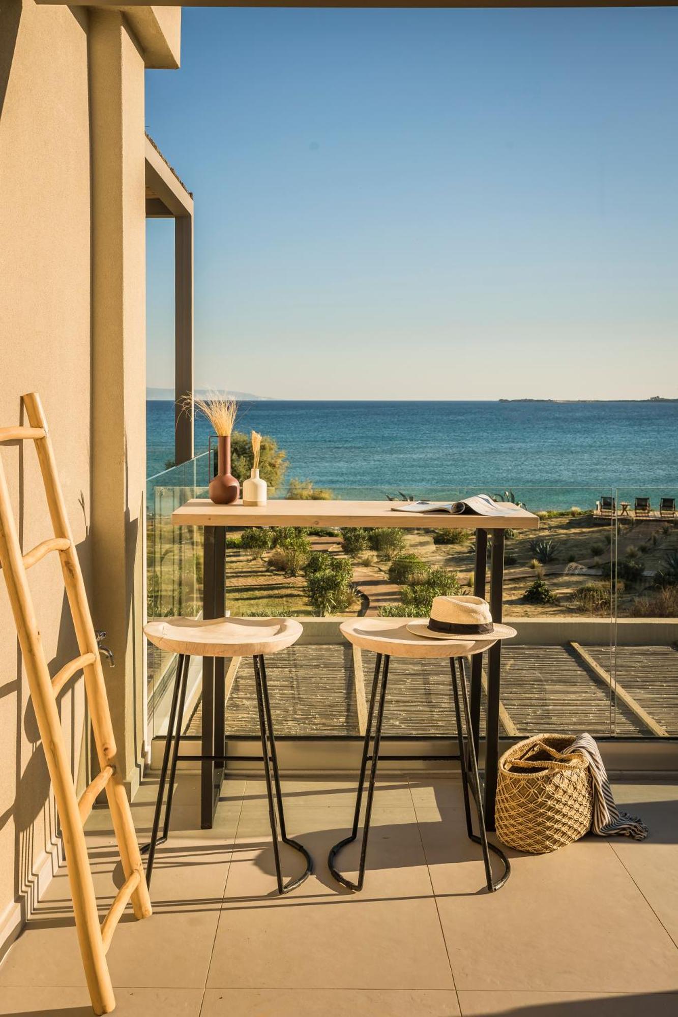 Grand Blue Beach Residences Lixouri Exterior photo