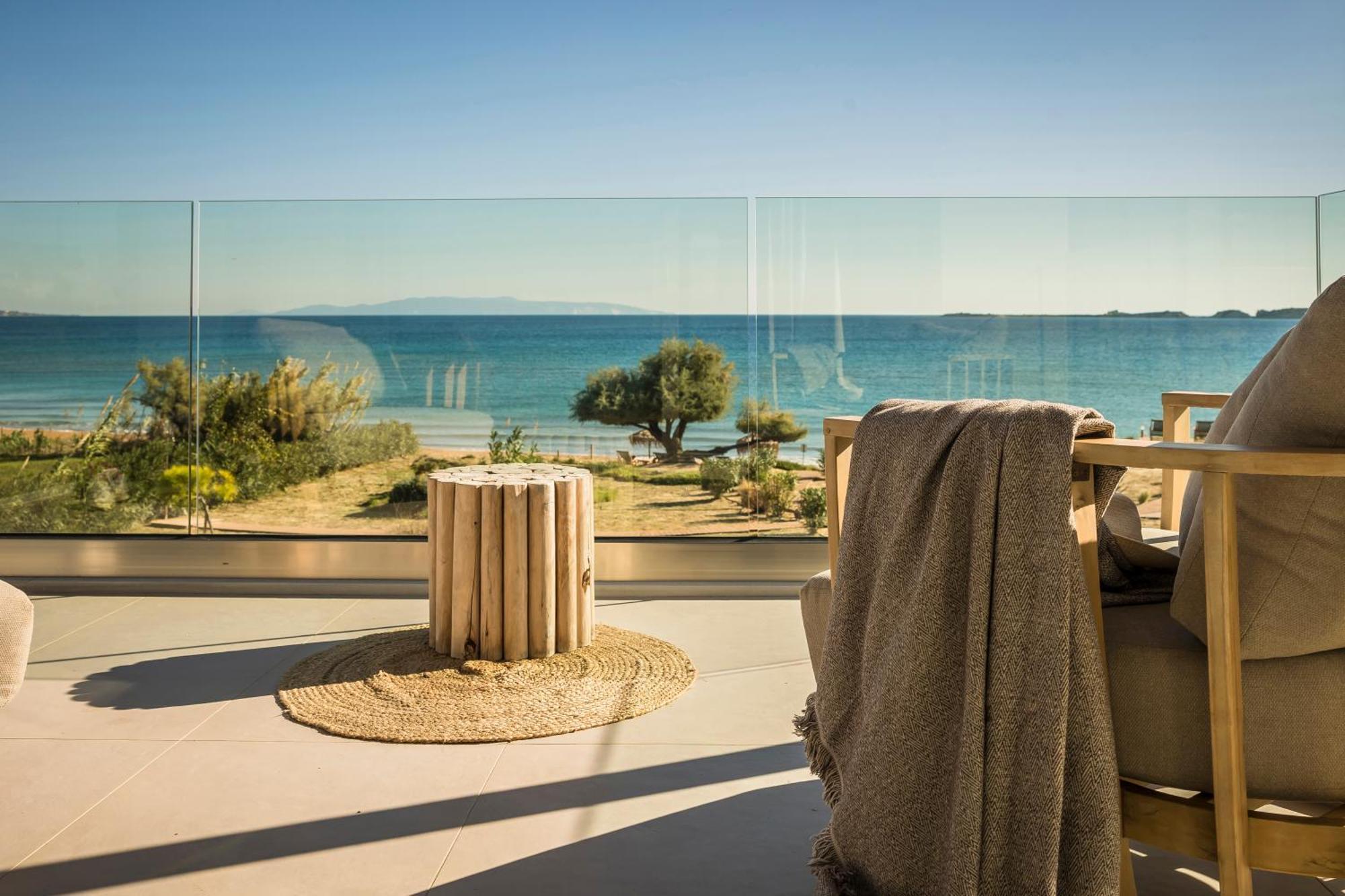 Grand Blue Beach Residences Lixouri Exterior photo